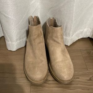 Womens boots